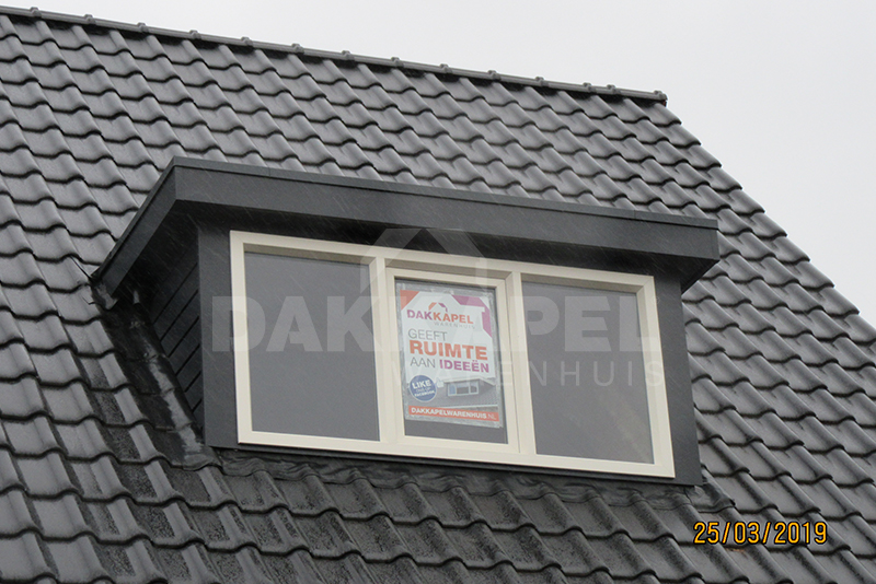 Dakkapel Warenhuis traditionele dakkapel