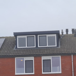 Dakkapel Warenhuis Trespa Dakkapel Blauw Voorkant